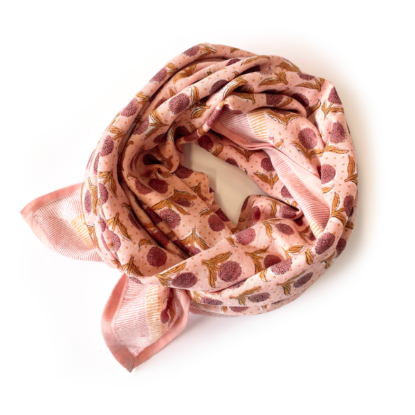 big-foulard-latika-lotus-poudre