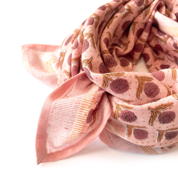 big-foulard-latika-lotus-poudre