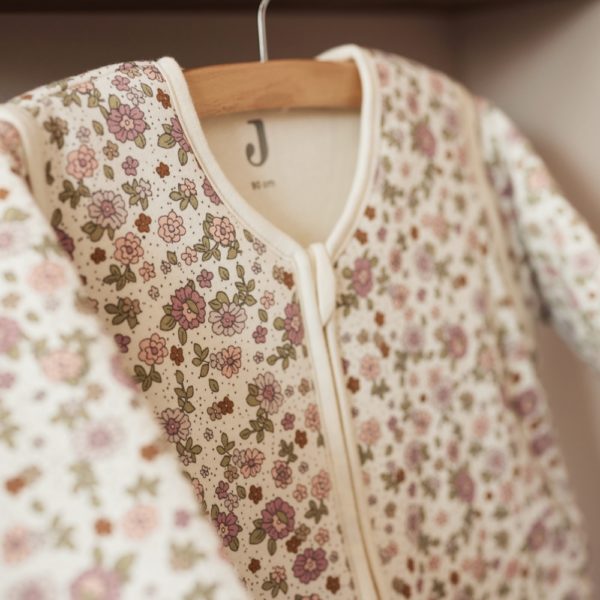 jollein-gigoteuse-a-manches-amovibles-retro-flowers