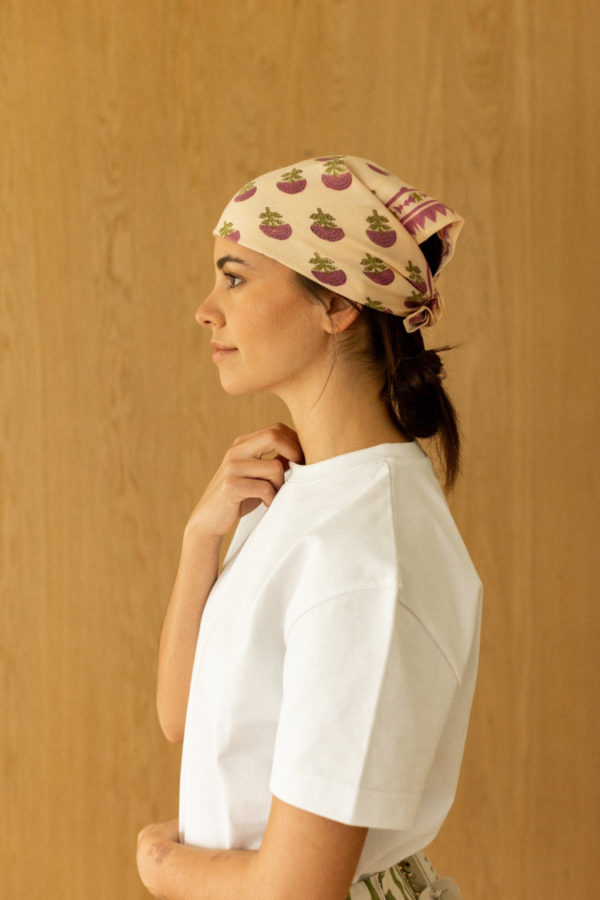 small-foulard-manika-florets-macadamia-apaches