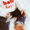 le-sweat-baby-love-en-coton-bio-creme-emoi-emoi