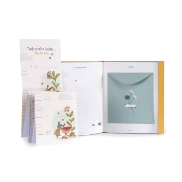 livre-de-naissance-trois-petits-lapins-80-pages-moulin-roty_OA
