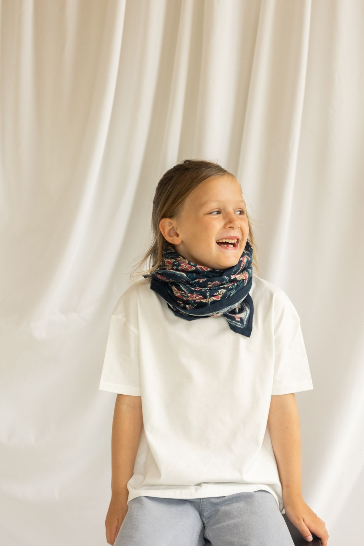 foulard-latika-bird-celeste-apaches-collections