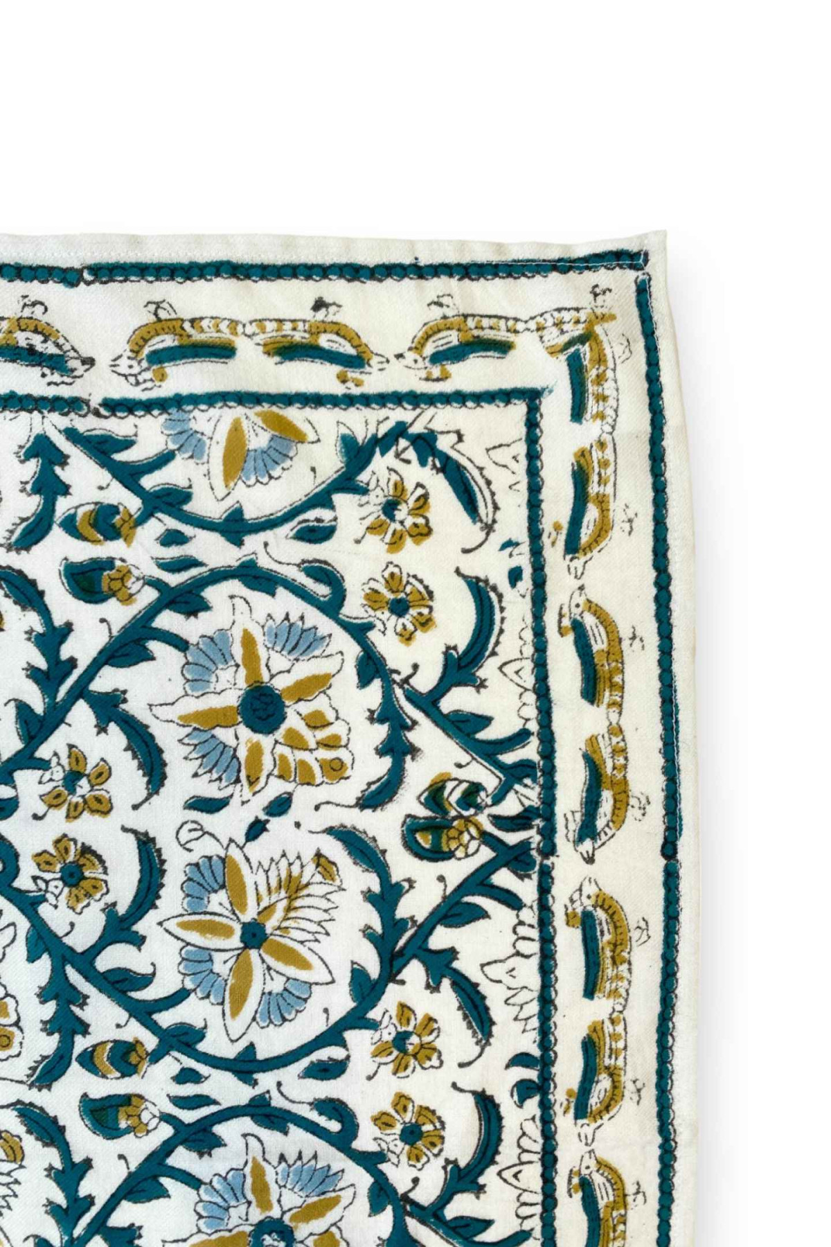 foulard-latika-bird-sable-apaches-collections