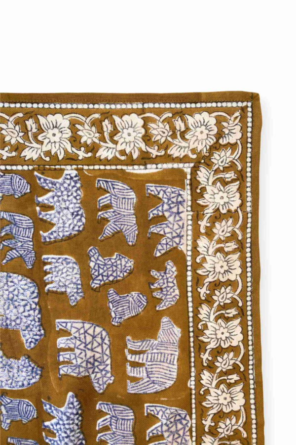 big-foulard-latika-ours-tapenade-apaches