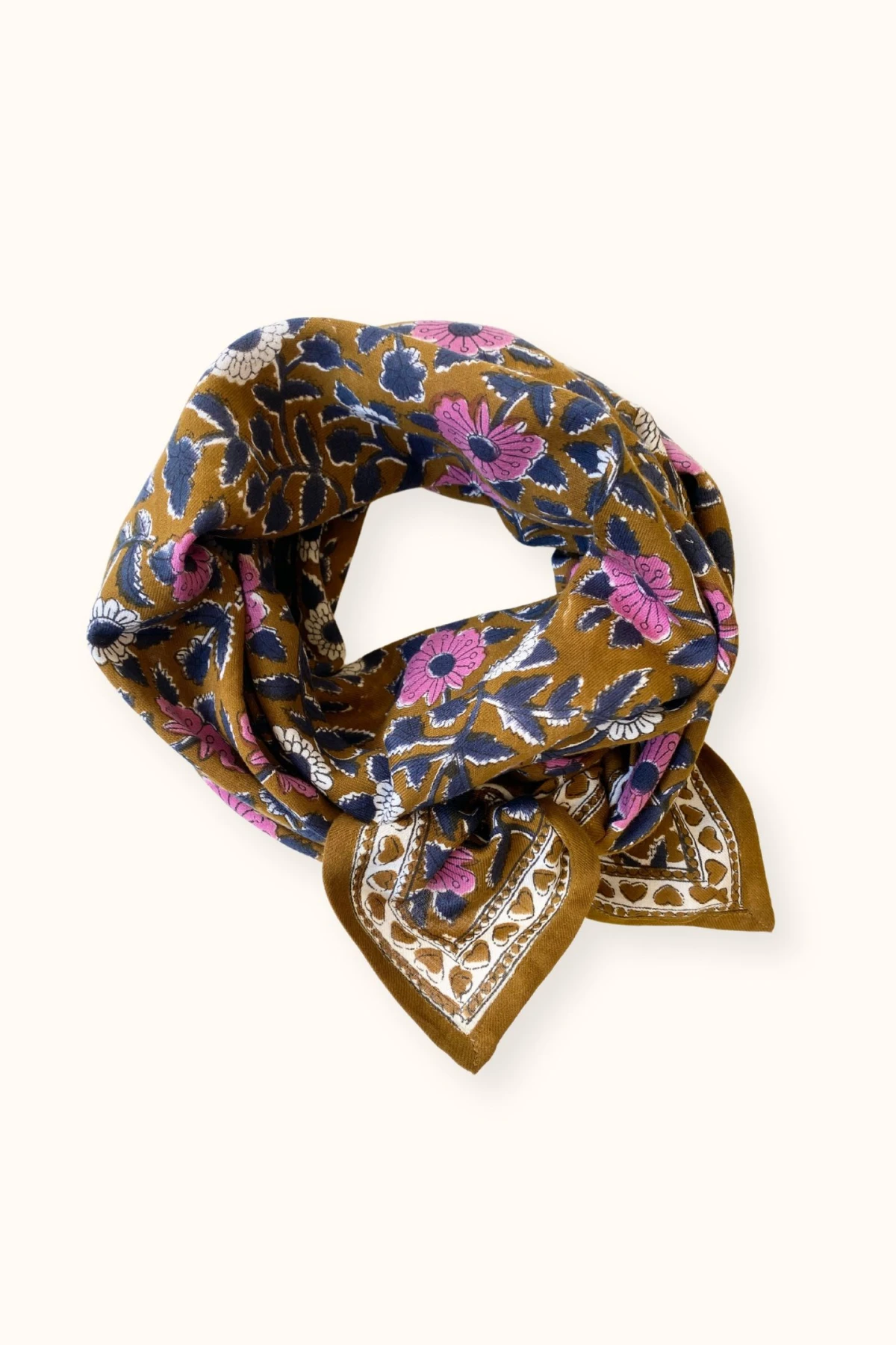 big-foulard-latika-coeur-tapenade-apaches
