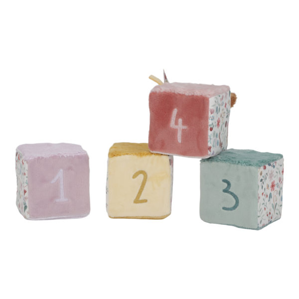 Lot-de-4-cubes-doux-fairy-garden-little-dutch