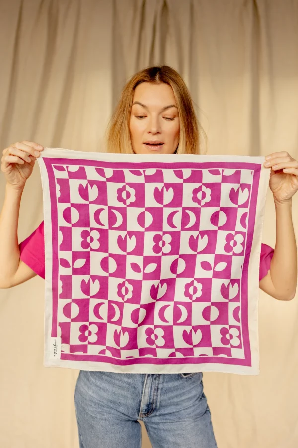 small-foulard-vanika-damier-fuchsia-apaches