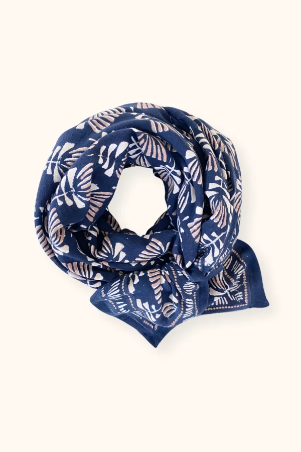 big-foulard-latika-tresse-graphite-apaches