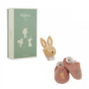 coffret-chaussons-et-bracelet-sonores-lapin-kaloo-07