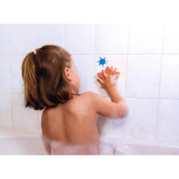 coloriage-dans-le-bain-janod
