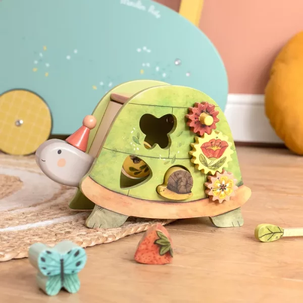 tortue-d-activites-trois-petits-lapins-moulin-roty