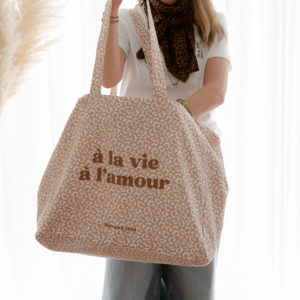 cabas-xxl-leopard-beige-nude-a-la-vie-a-l-amour-mon-petit-leon