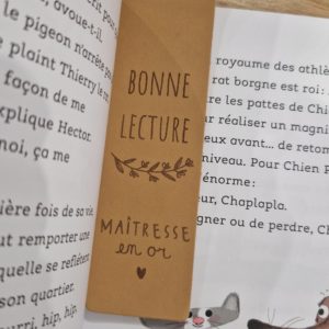 marque-page-maitresse-en-or