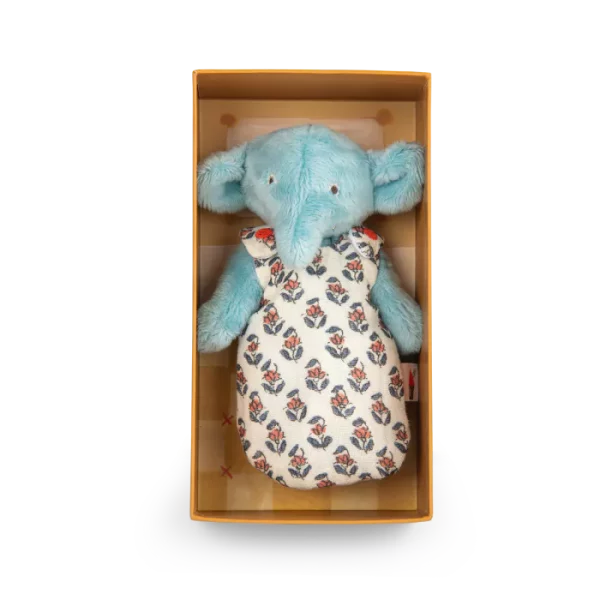 bebe-pablo-l-elephant-les-minouchkas-moulin-roty