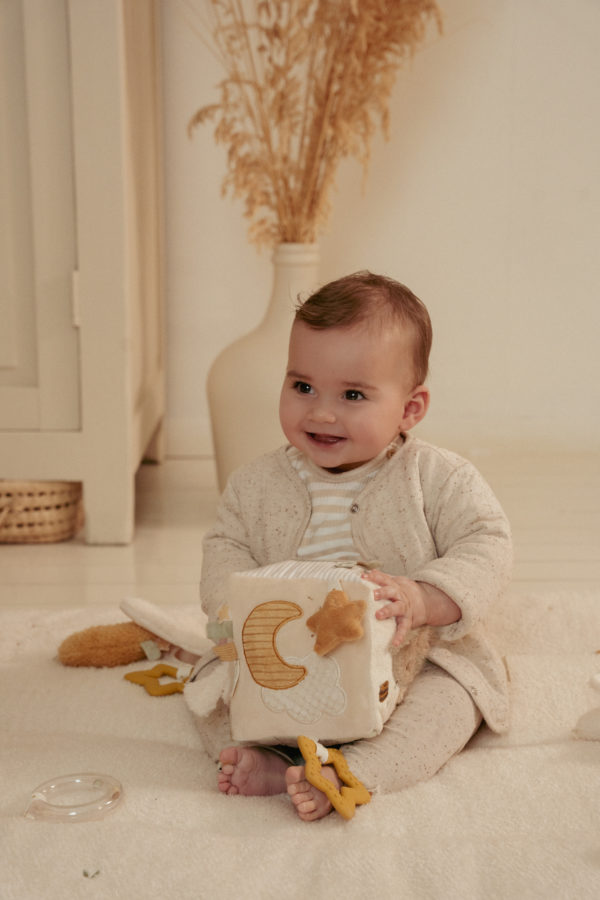 cube-activites-newborn-little-dutch