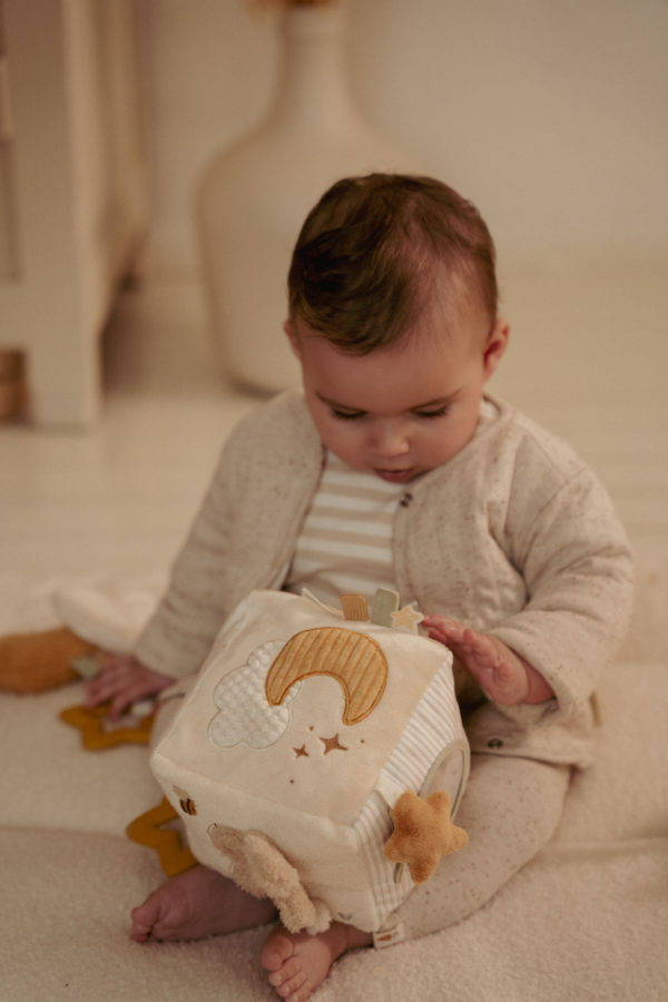 cube-activites-newborn-little-dutch