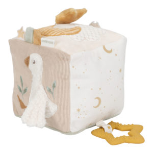 cube-activites-newborn-little-dutch