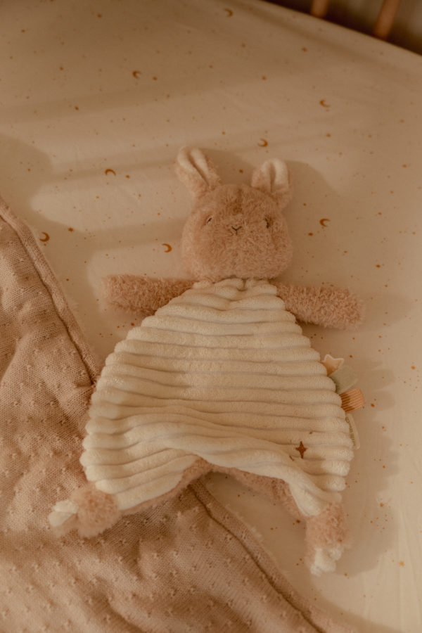 doudou-lapin-newborn-little-dutch