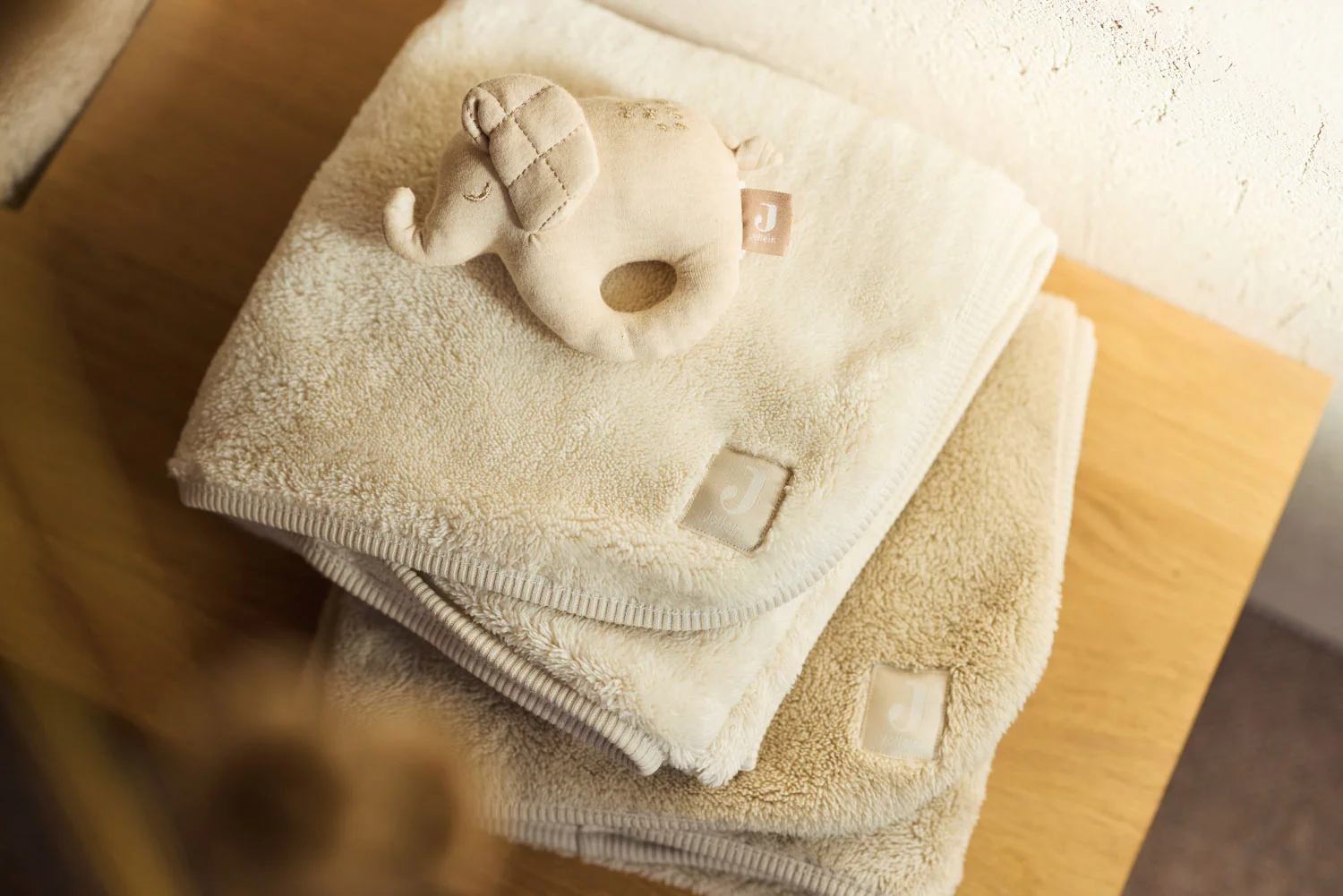 couverture-basic-jersey-sherpa-warm-sand-jollein