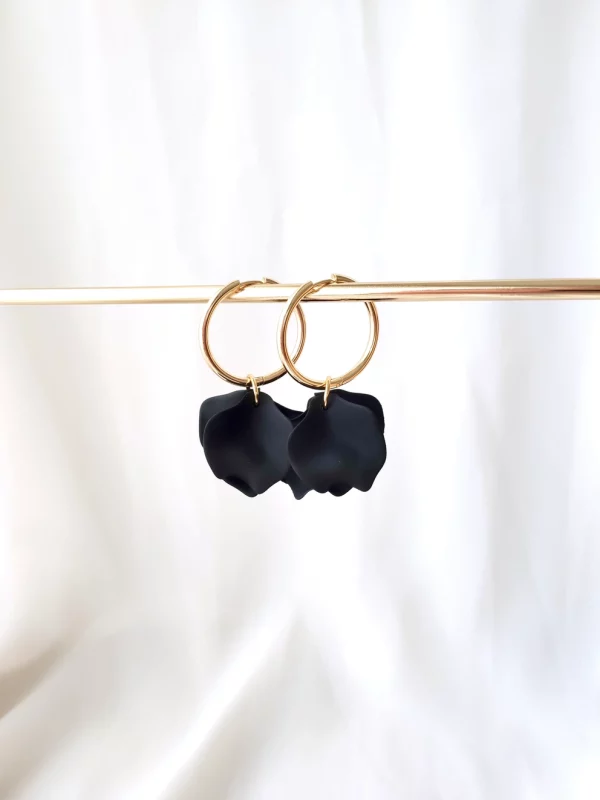 creoles-poppy-noir-atelier-artemis
