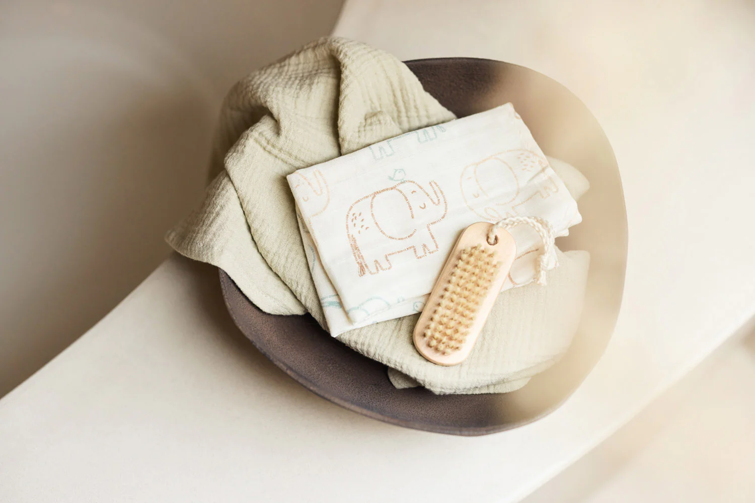 lange-gaze-de-coton-small-70x70cm-elephant-tales-jollein