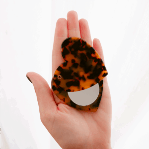 miroir-coeur-ecailles-marron-mon-petit-leon