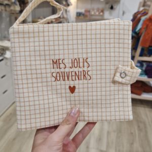 Mini-album-photo-petits-carreaux-atelier-wagram-souvenirs