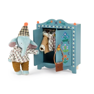 armoire-en-bois-les-minouchkas-moulin-roty