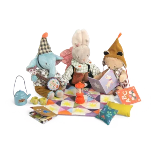 set-d-accessoires-les-minouchkas-moulin-roty