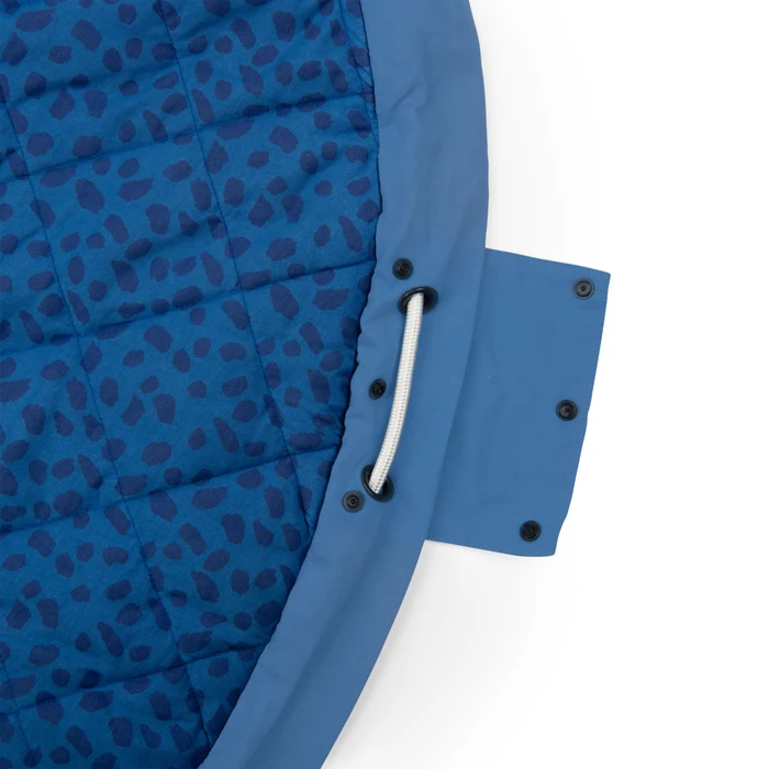 tapis-de-jeu-sac-rangement-puce-et-pilou-moulin-roty