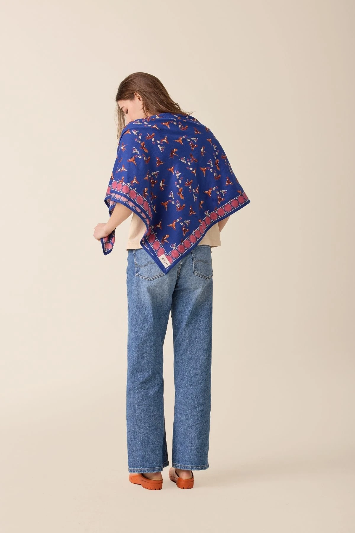 big-foulard-latika-cerisier-solo-el-sol-bleu-cerisier-apaches