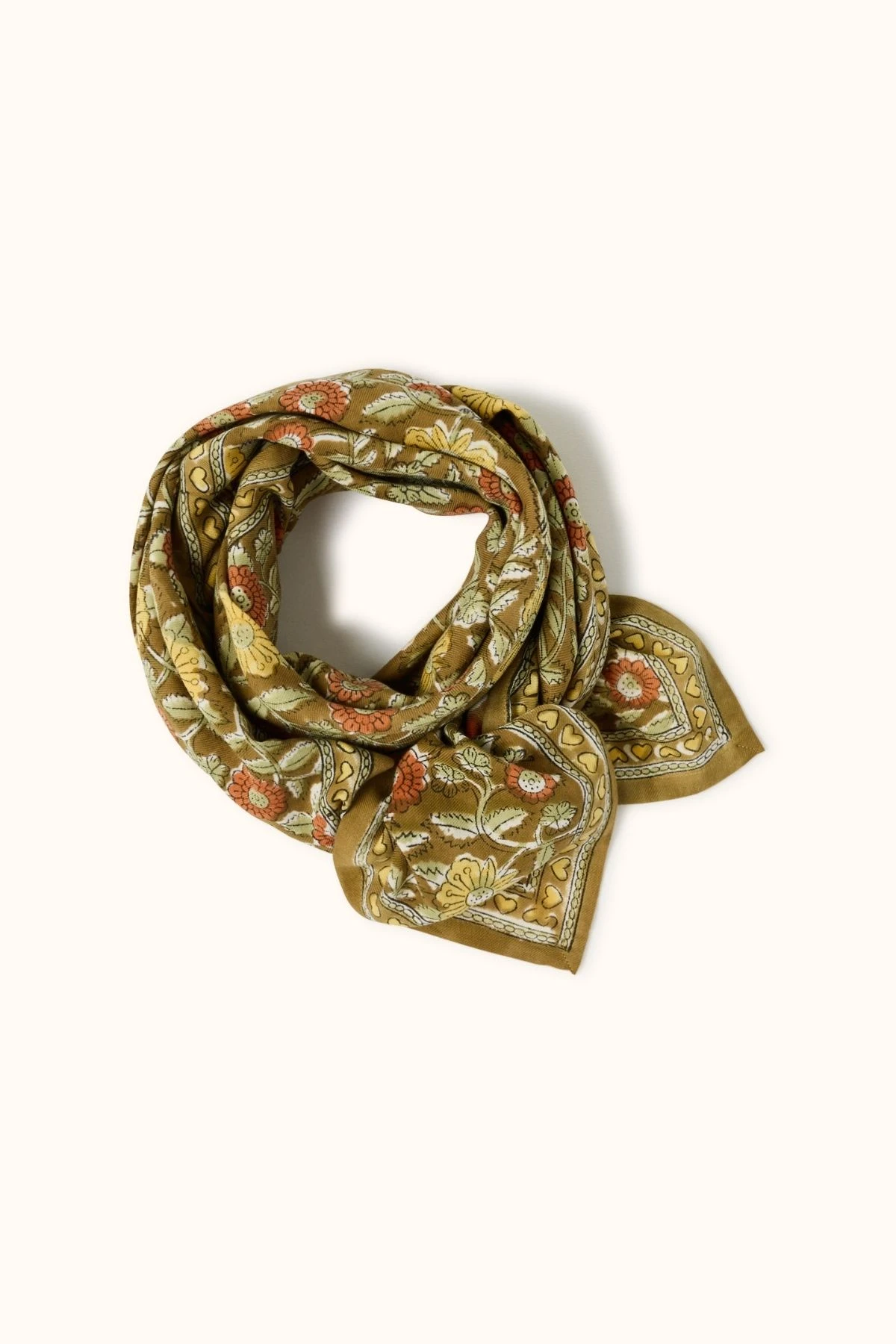 big-foulard-latika-coeur-solo-el-sol-tapenade-mimosa-apaches
