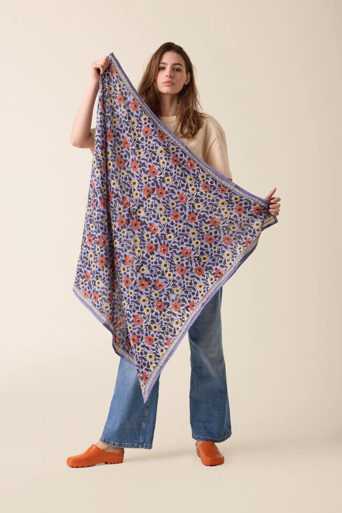 big-foulard-latika-coeur-take-away-coeur-iris-apaches