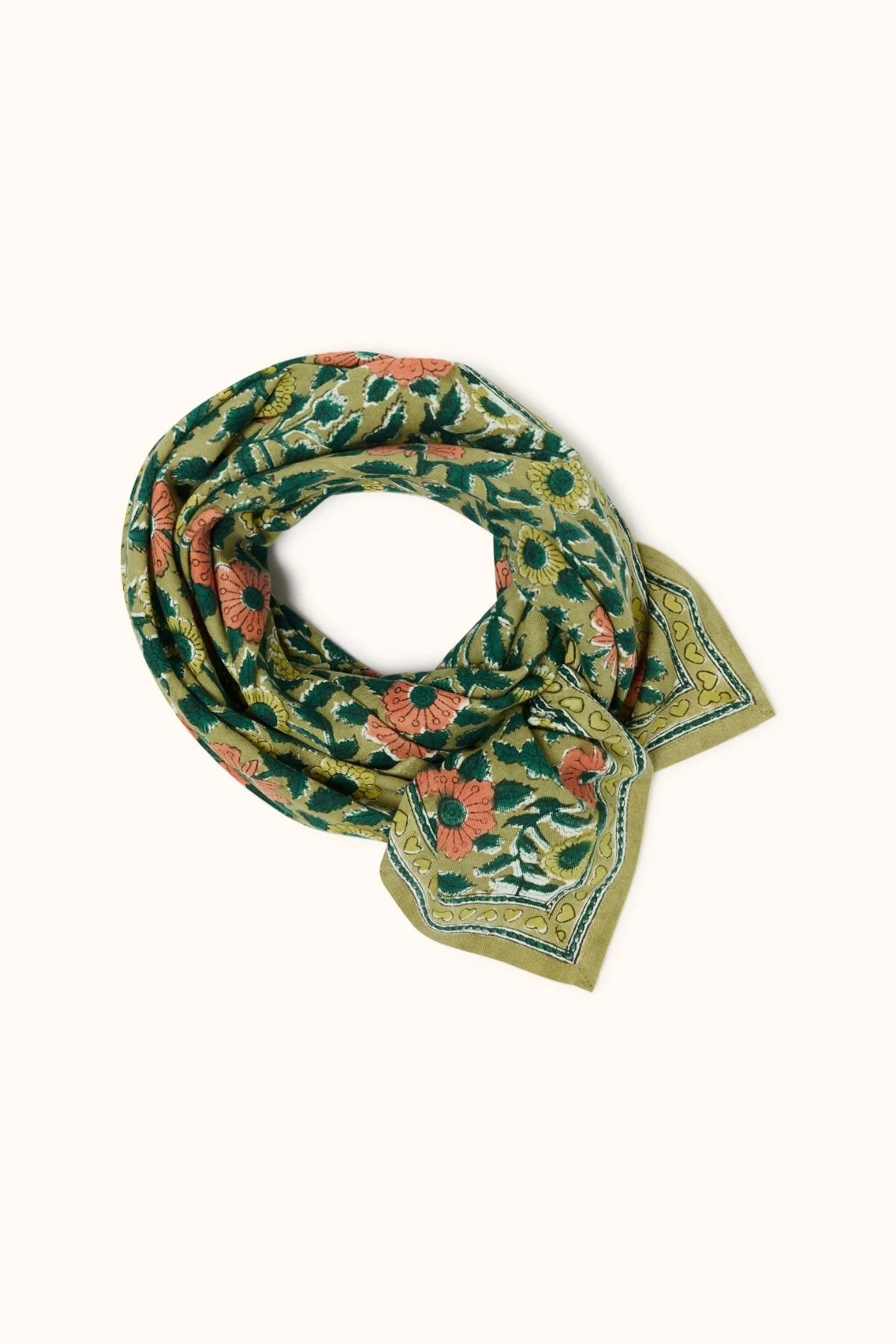big-foulard-latika-coeur-take-away-coeur-khaki-apaches