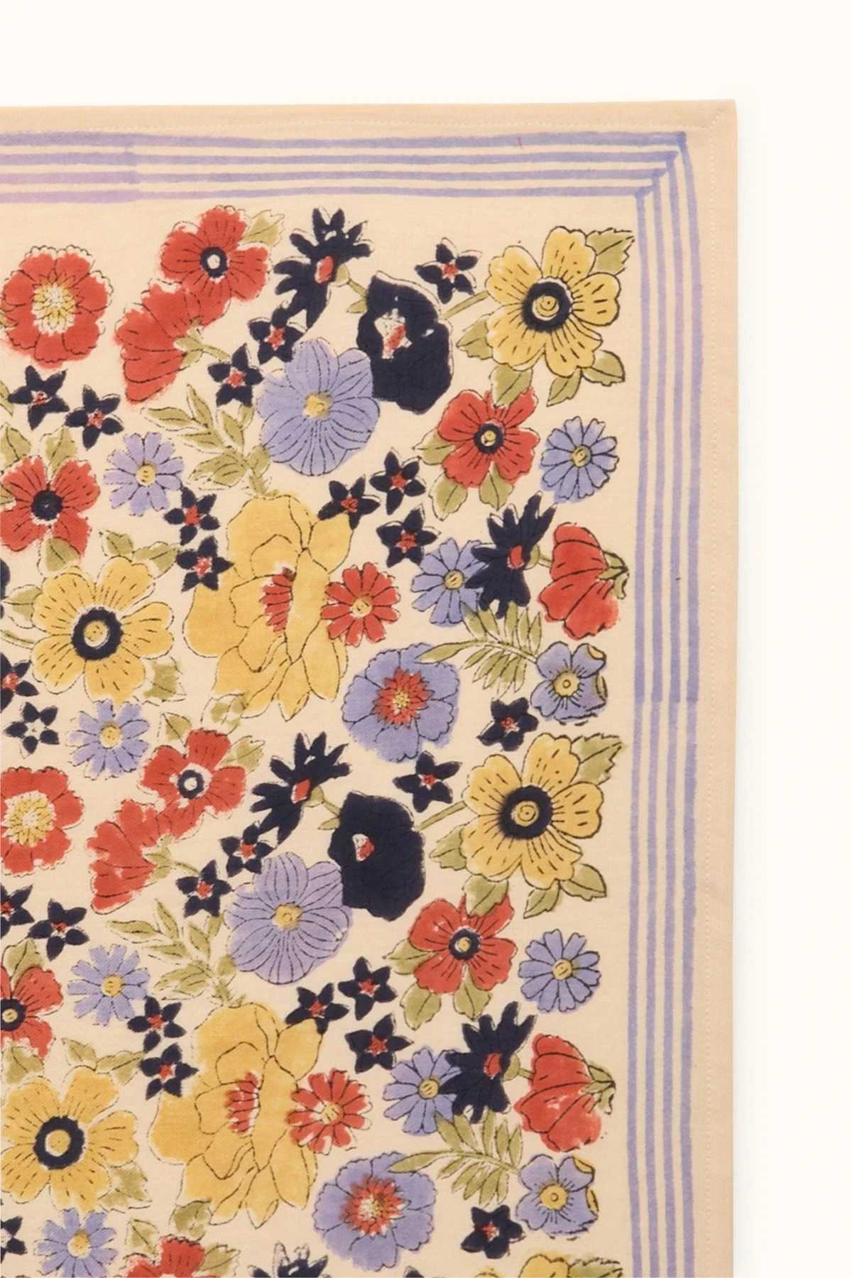big-foulard-latika-joy-take-away-joy-iris-apaches
