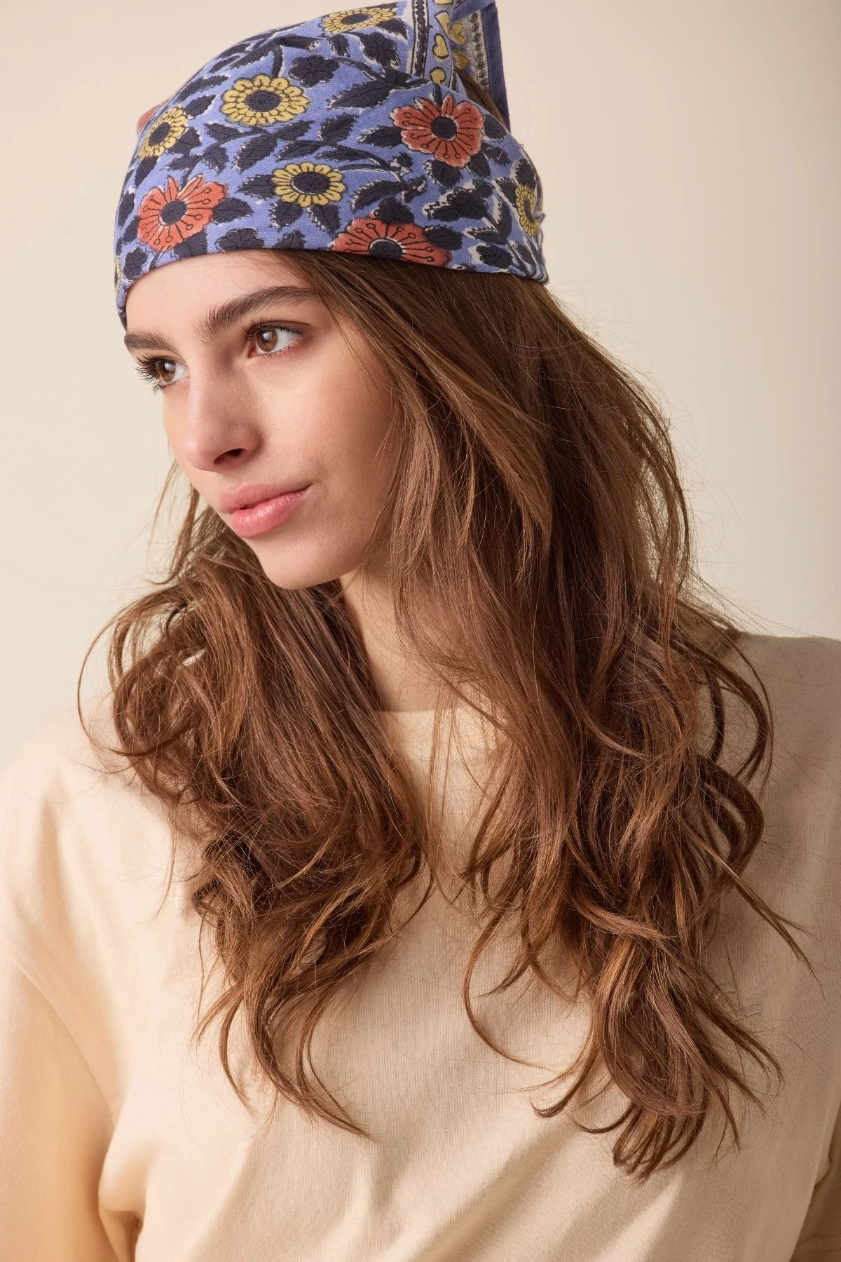 small-foulard-manika-coeur-take-away-coeur-iris-apaches