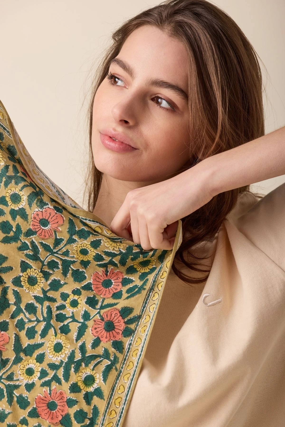 small-foulard-manika-coeur-take-away-coeur-khaki-apaches